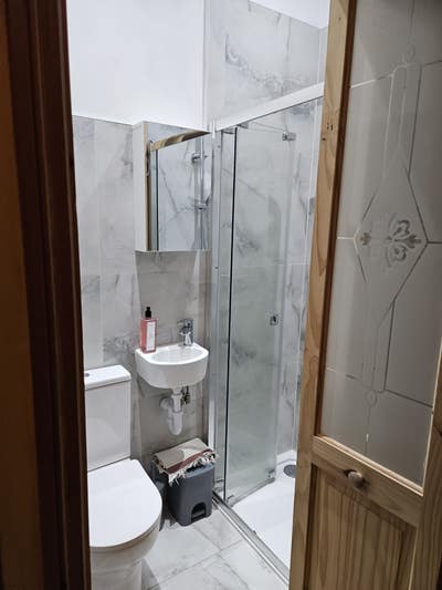 Big ensuit double bedroom Bounds Green Main Photo