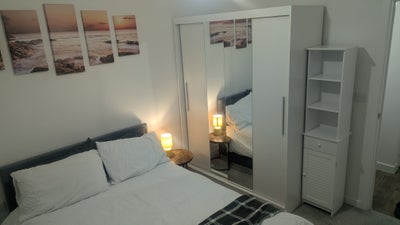 Lovely room in Hackbridge  Main Photo