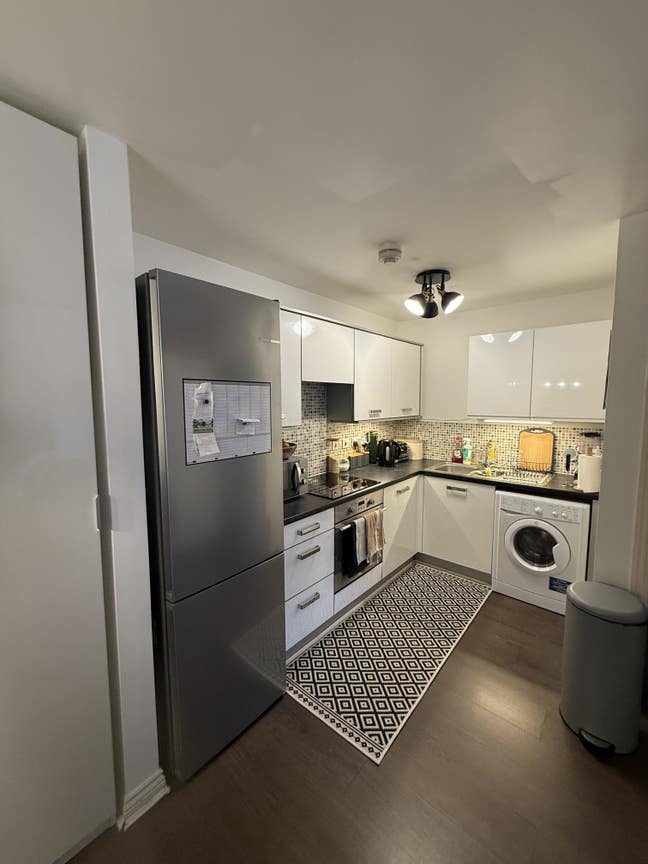 Furnished room for rent  Main Photo