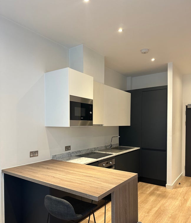 Pet friendly modern Manchester City centre flat Main Photo