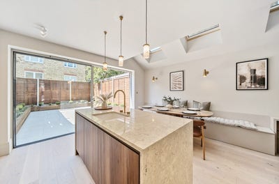 Stunning Double bedroom in Clapham South  Main Photo