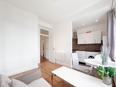 A beautiful 2 bedroom property in Archway, N19 Main Photo