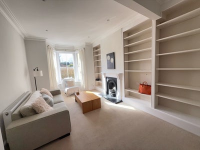 Clapham Junction Beautiful Spacious 3 bedroom Main Photo