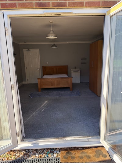 Huge double room    20 sq m  Main Photo