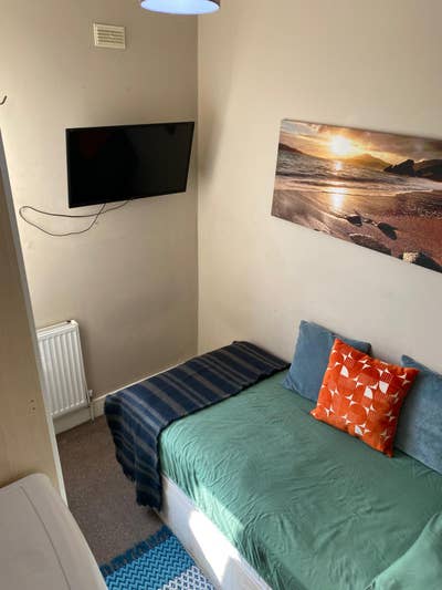 🏡 Lovely Single Room 5 min to JUBILEE line  Main Photo