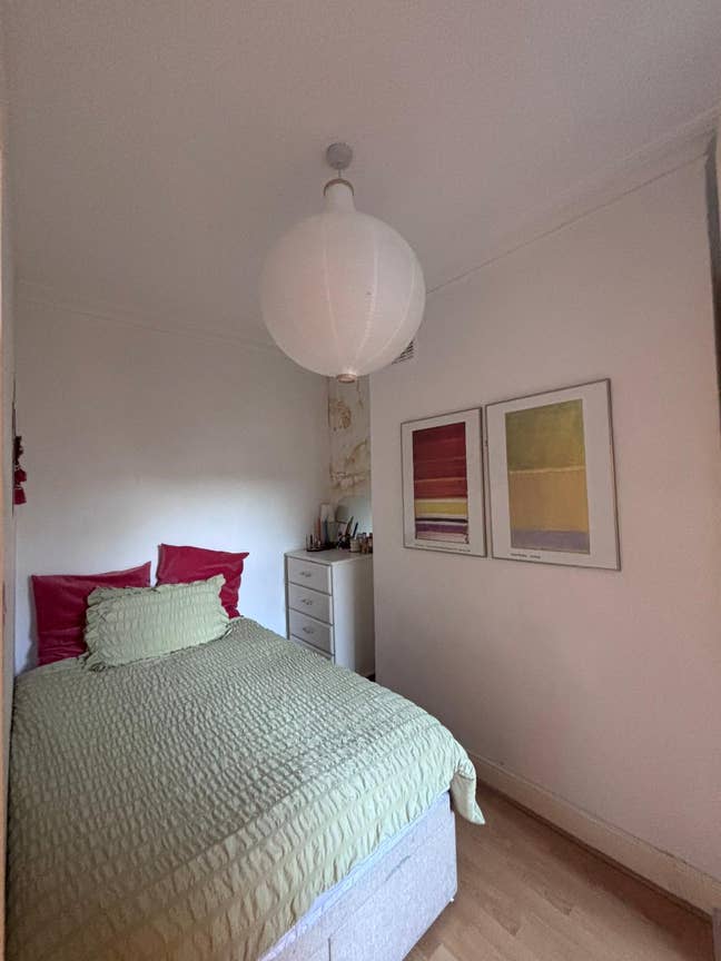 Clapham Junction - Double Room Available Main Photo