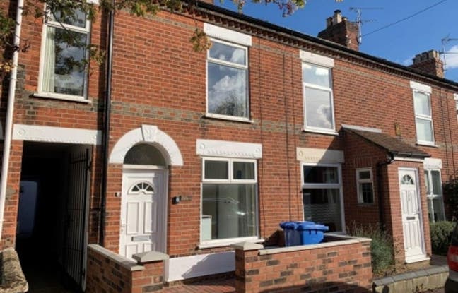 **All Bills Included Double Room With Ensuite**  Main Photo