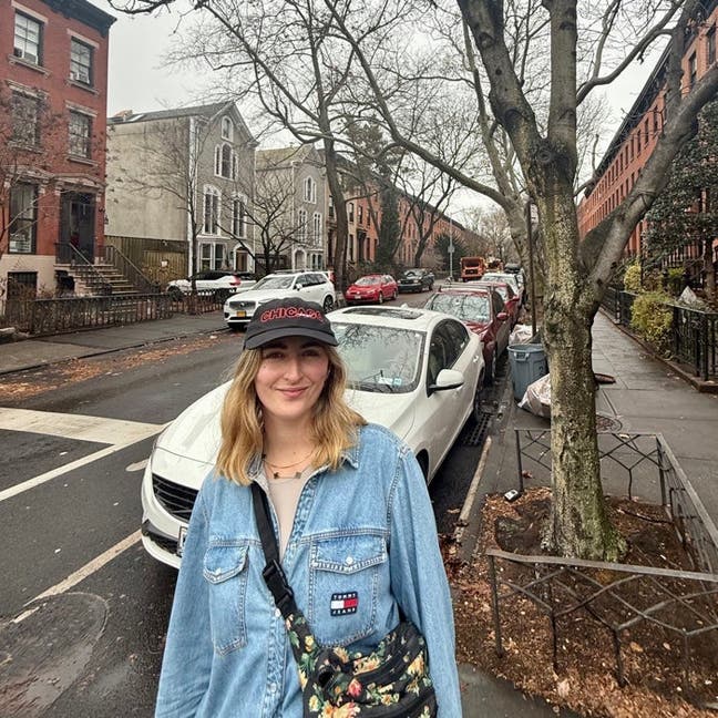 Looking for a room in a friendly flat Main Photo