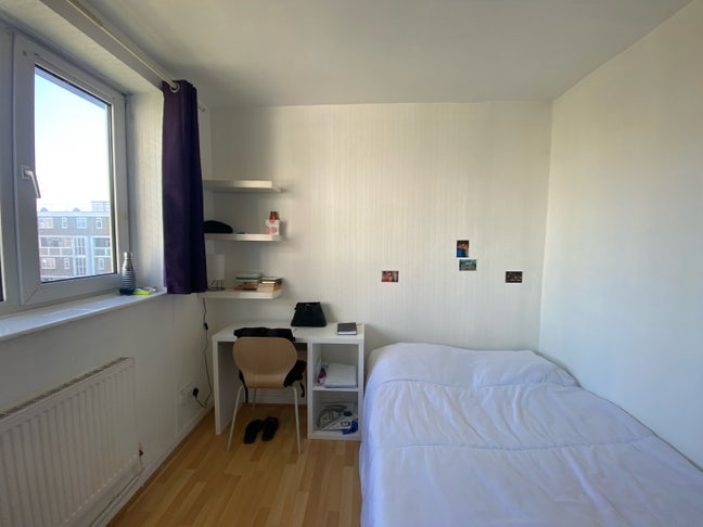 From 1.08! 5 Mins Walk to Bethnal Green Tube! Main Photo