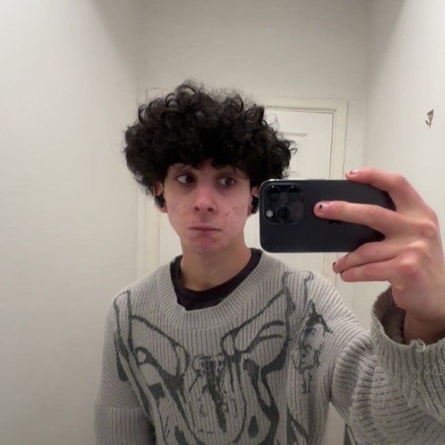 Student looking for Houseshare :)) Main Photo