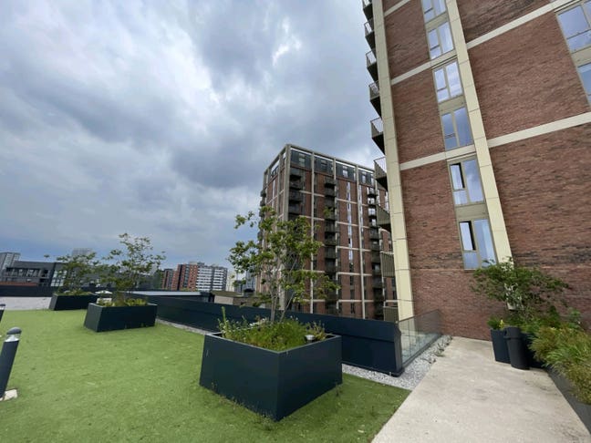 Luxury 1-Bedroom Apartment – High Floor with Stunn Main Photo