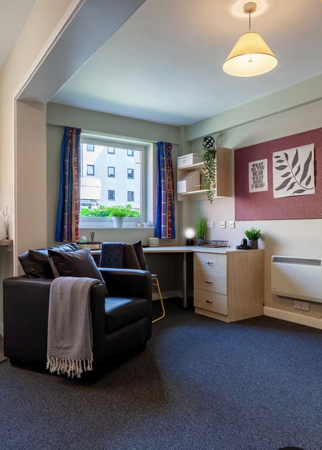 Tenancy Takeover – the Forge, Sheffield (S2 4Qw) Main Photo