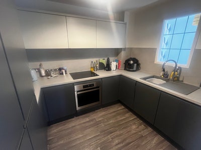 One bedroom for let Main Photo