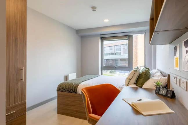 Student Room Takeover – Scotway House – &pound;235/week  Main Photo