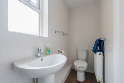 Rooms Available in Modern 6-Bed Professional HMO Main Photo