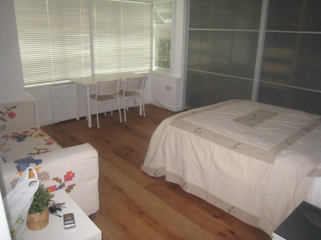 Delightful Studio Flat Inclusive Of Some Bills Main Photo