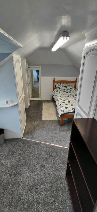 Lg single bedroom  Main Photo