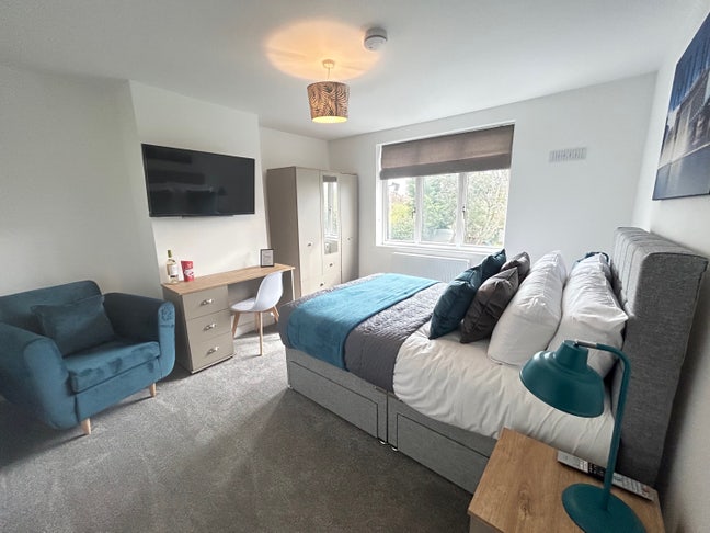 Beautiful Professional House Share Main Photo