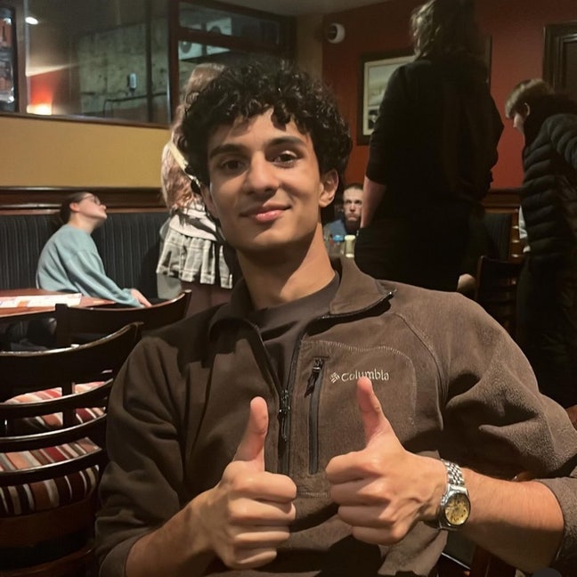 Looking for flatmates  Main Photo