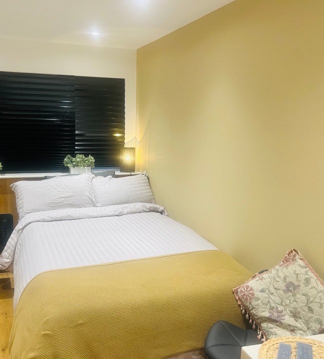 Independent, Bespoke Studio 10 mins from Heathrow Main Photo