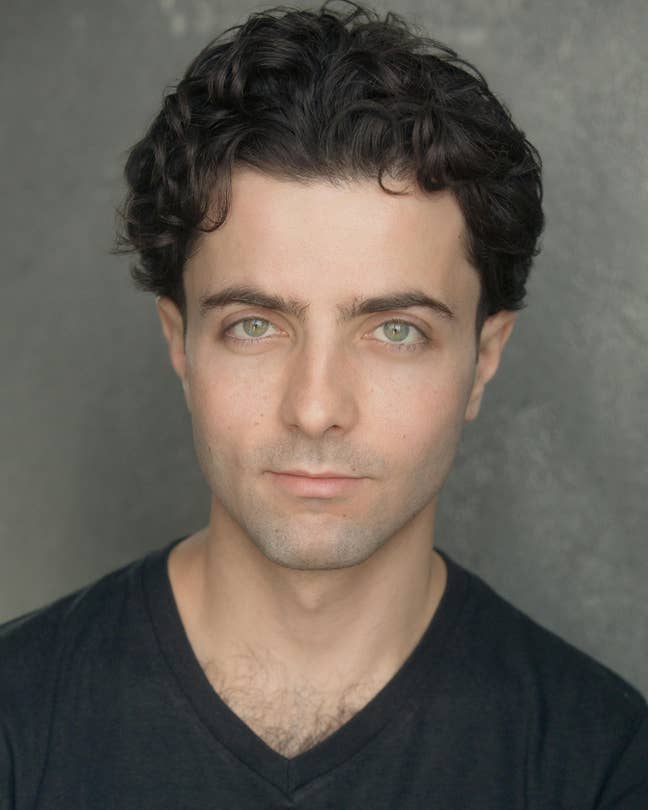 Looking for a double room in Zones 1-2 Main Photo