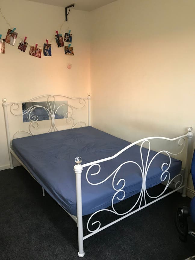 Furnished Double Room to Let in E3 –  &pound;750 Main Photo