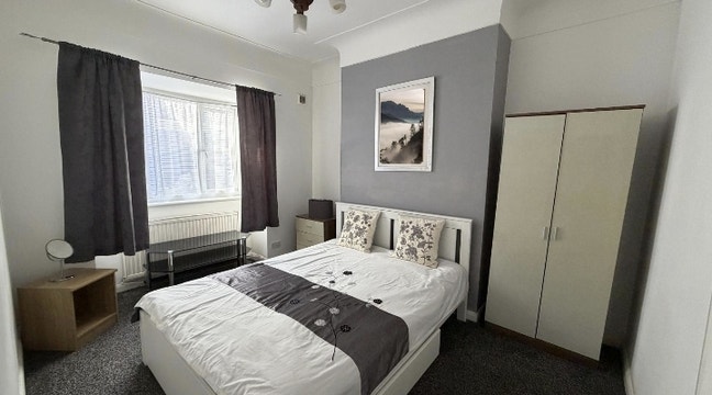  4 bedroom house in Old Swan L13 Main Photo