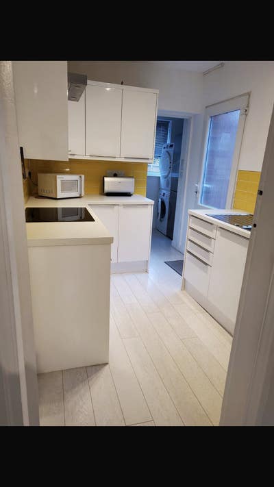 Clean tidy house  Main Photo