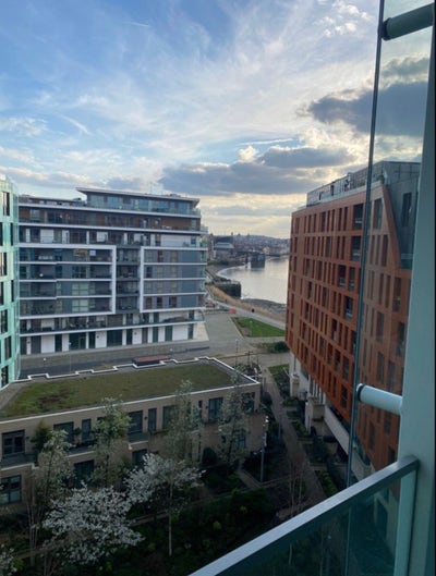 Lovely Double Room in 3 Bed Flat Main Photo