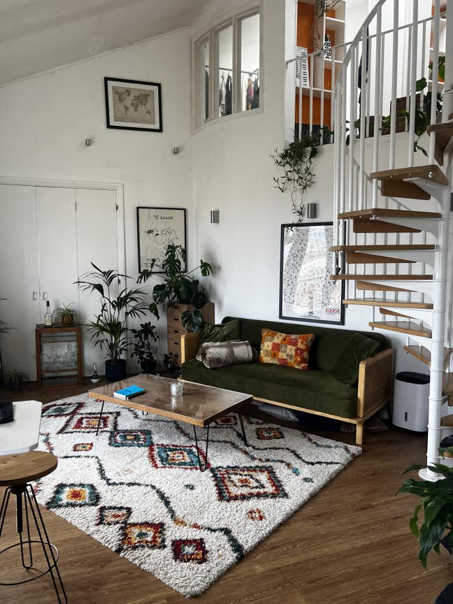 Large Room In Safe Haven Of Bow Quater Main Photo