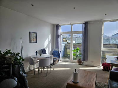 Double room with en-suite bathroom in City Centre Main Photo