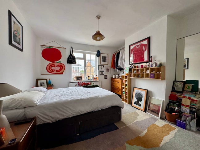 Large Double Room in Teddington with Garden Main Photo