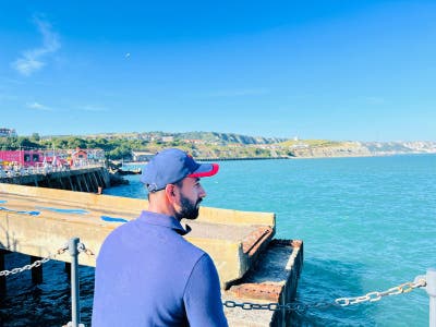 Two clean, respectful friends seeking a room. Main Photo