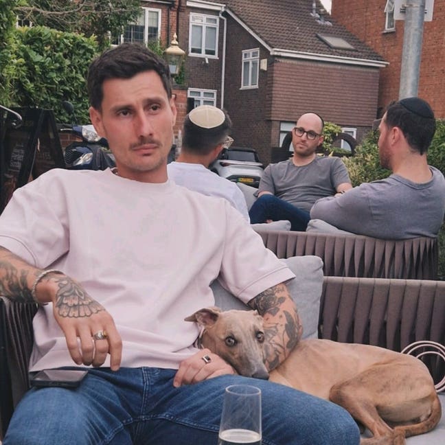 Looking for a dog friendly ensuite  Main Photo