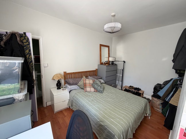 Bright Double room available BS5 Easton  Main Photo