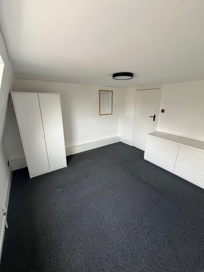 Looking for a new housemate in Camberwell Main Photo