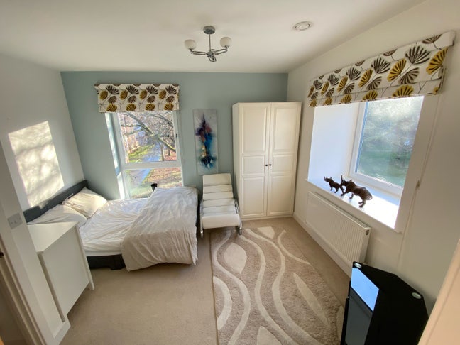 City centre. Immaculate double room with en-suite. Main Photo