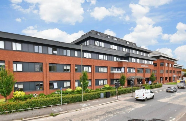 2 Bed Flat, Redhill Main Photo