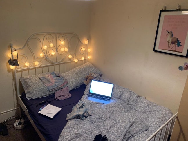 Small double room for long term let Main Photo