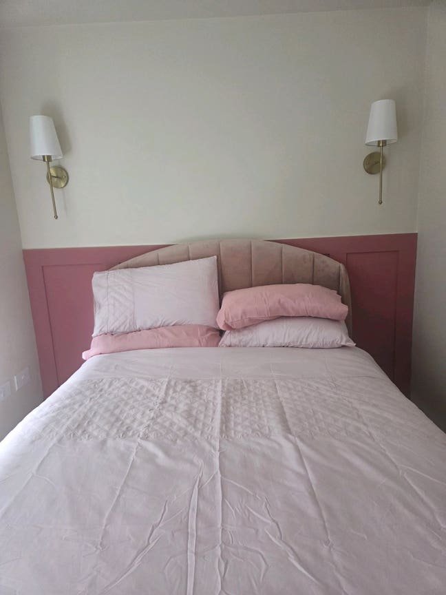 Spare room in house Main Photo