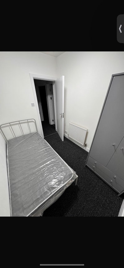 Brand new single available in Birmingham  Main Photo