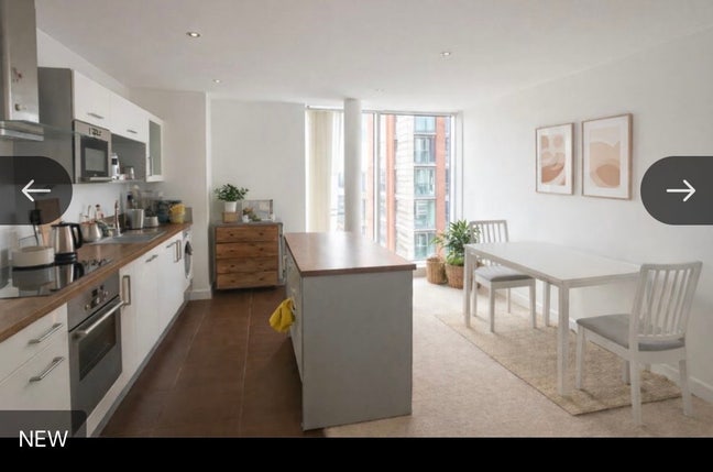 Ensuite Flat opposite Royal Vic DLR Main Photo