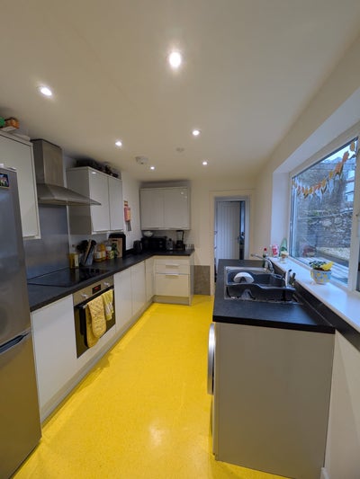 1 Large Double bedroom to Rent Main Photo