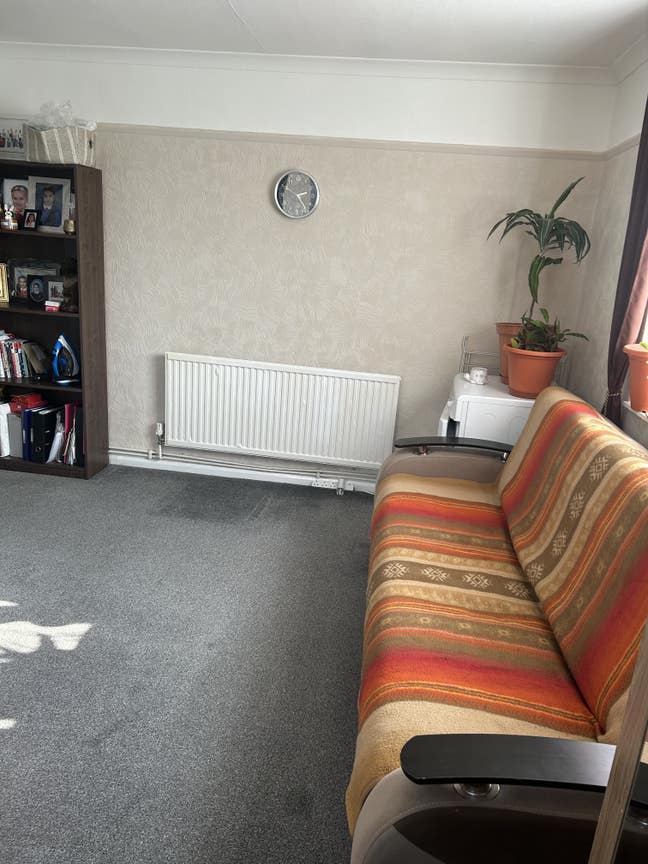 Mrs Janna  Main Photo