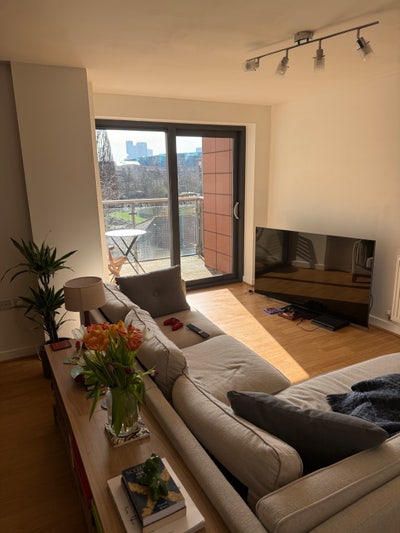 Double room in Leyton Main Photo