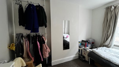 Looking for beautiful tenant! Main Photo