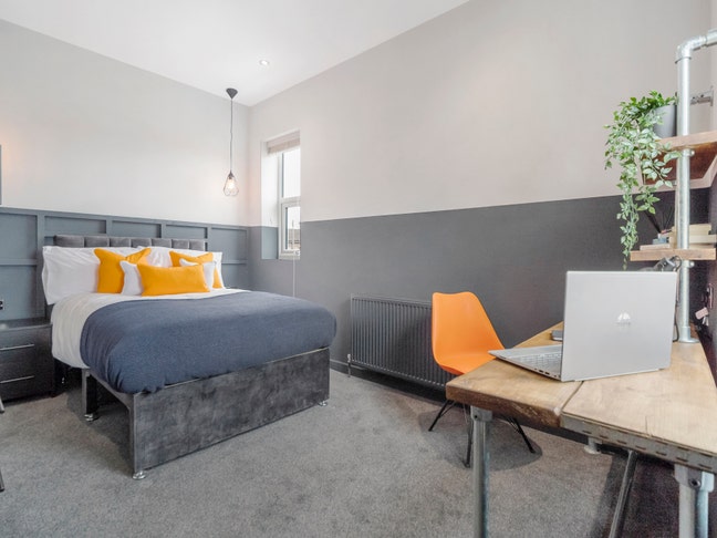 The Double Shaded Property in Lincoln Road (PE1)  Main Photo