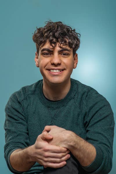 Professional Actor Seeking Accommodation Main Photo