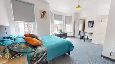 🏡 Cwtch Living ☀️ Main Photo