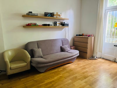 FULL FLAT (central london) with garden Main Photo